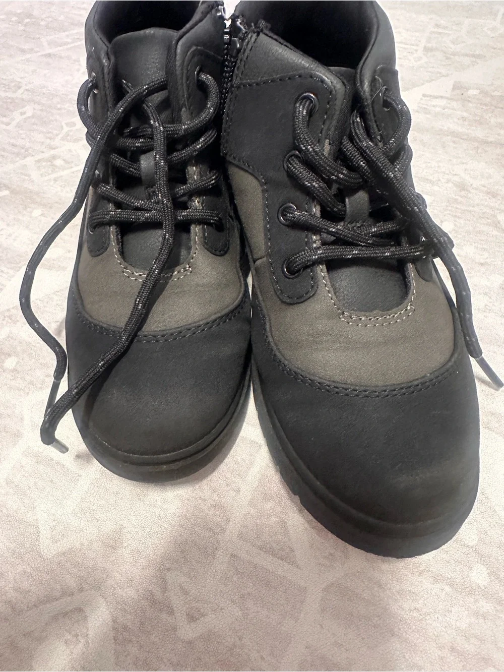 Cat & Jack Kids Black/grey Ankle Boots Size